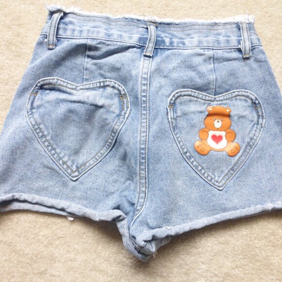 CARE BEARS x SHEIN high waist denim shorts with frayed details - Picture 3 of 5